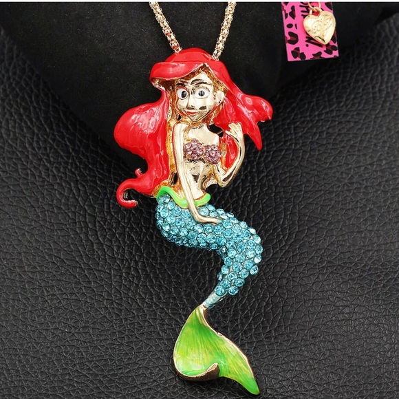 NWT Betsey Johnson Crystal Little Mermaid Pendant